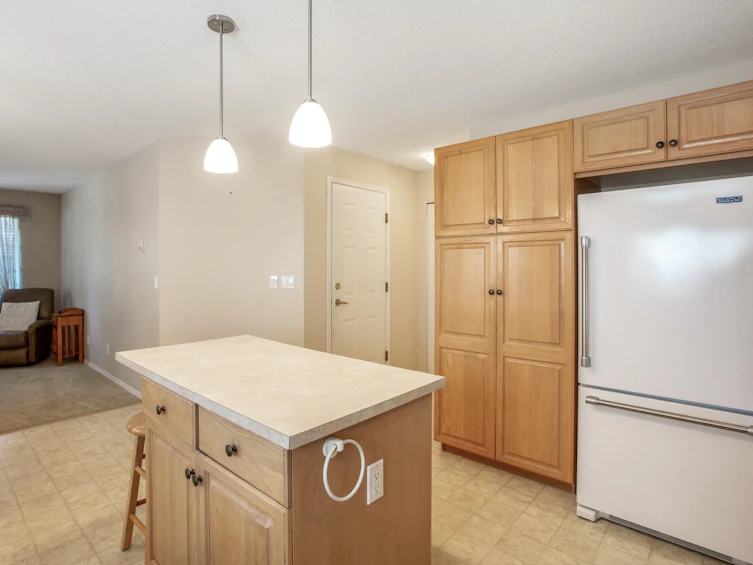 212-13888 70 Avenue, Surrey, BC, V3W 0R8 - 12