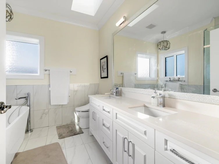288 E 59th Avenue, Vancouver, BC, V5X 1X9 - 11