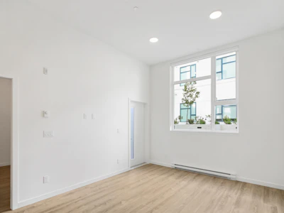 E101-10829 140 Street - 4
