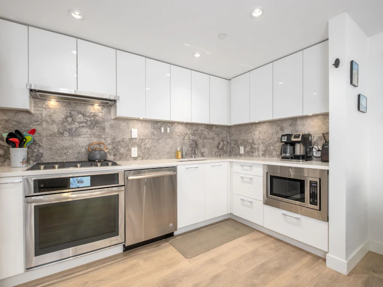 3518 Marine Way, Vancouver, BC, V5S 0C9 - 5