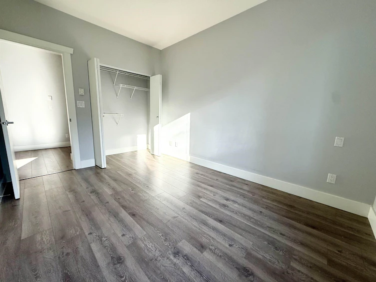215-7478 Byrnepark Walk, Burnaby, BC, V3N 0B5 - 8