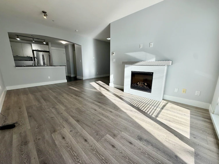215-7478 Byrnepark Walk, Burnaby, BC, V3N 0B5 - 5