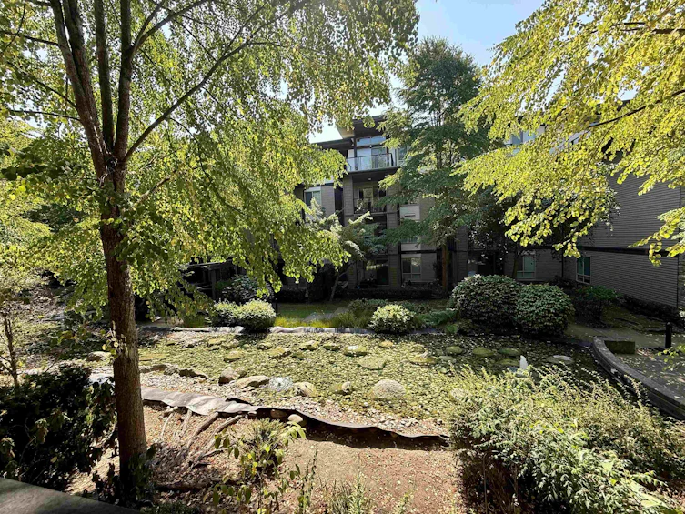 215-7478 Byrnepark Walk, Burnaby, BC, V3N 0B5 - 15