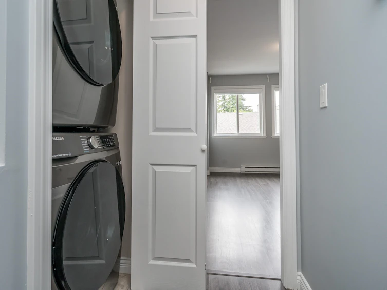 21-13360 King George Boulevard, Surrey, BC, V3T 0A2 - 27