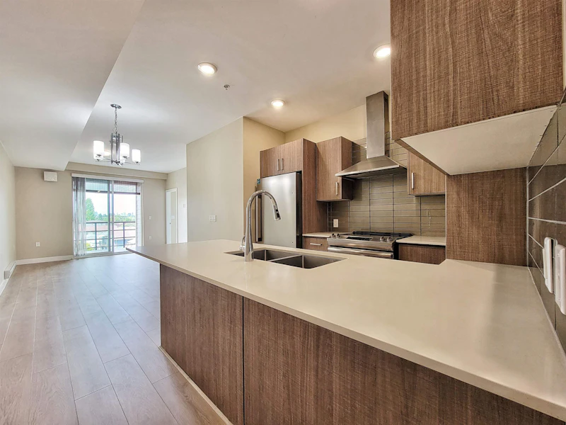 308 - 2889 E 1st Avenue, Vancouver BC