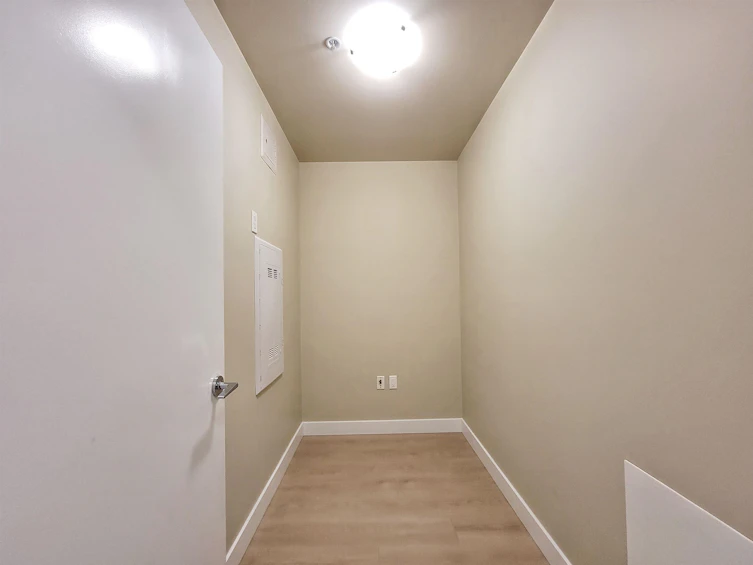 308-2889 E 1st Avenue, Vancouver, BC, V5M 0G2 - 7