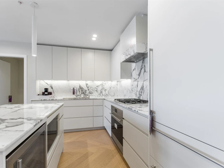 308-3668 W 10th Avenue, Vancouver, BC, V6R 0G4 - 7
