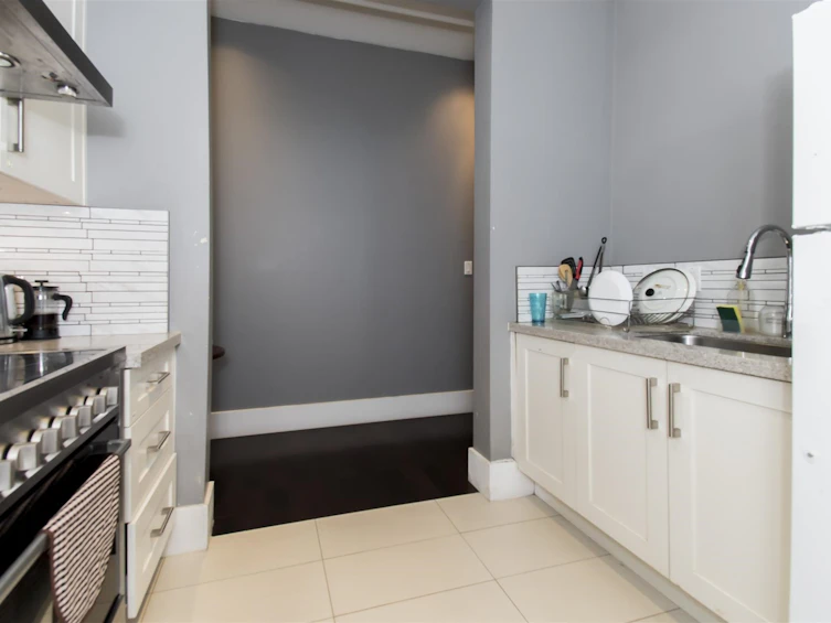5578 Elizabeth Street, Vancouver, BC, V5Y 3J9 - 16