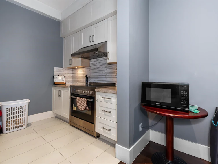 5578 Elizabeth Street, Vancouver, BC, V5Y 3J9 - 15