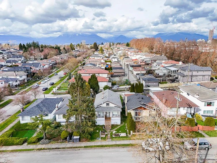 3065 E 45th Avenue, Vancouver, BC, V5R 3C8 - 8