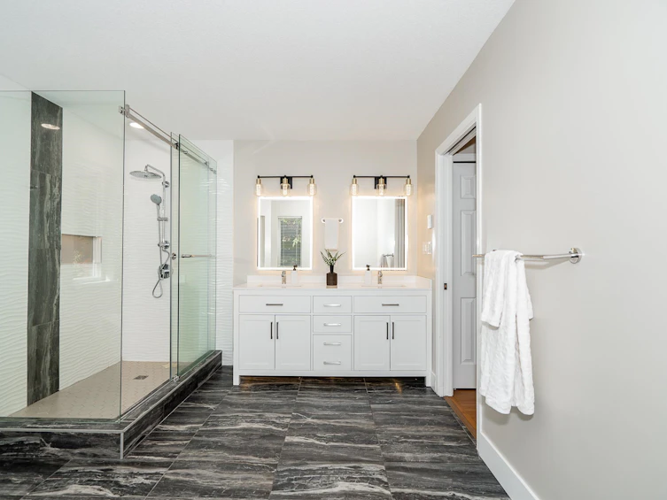 12 Flavelle Drive, Port Moody, BC, V3H 4L4 - 25