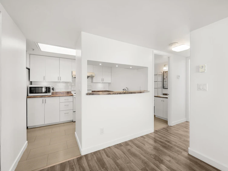 1405-10523 University Drive, Surrey, BC, V3T 5T8 - 6