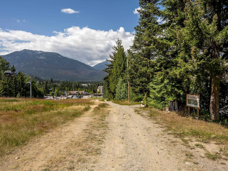312-4910 Spearhead Place, Whistler, BC, V8E 1G1 - 18