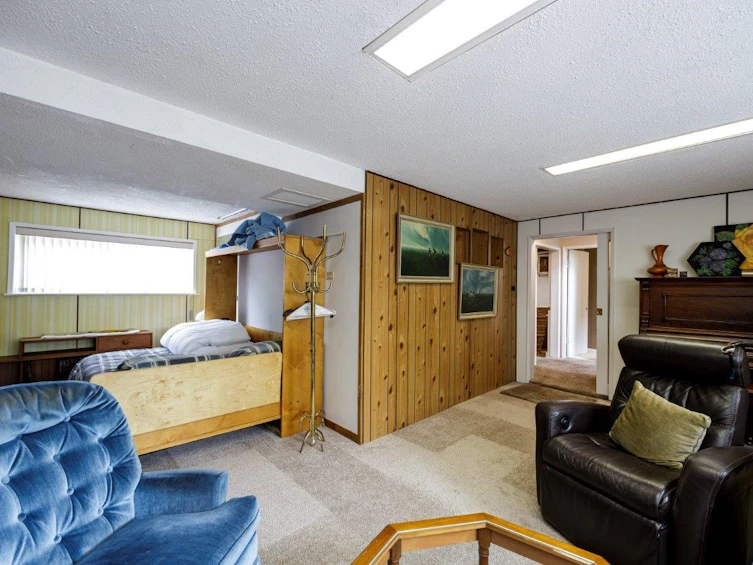 3588 Allan Road, North Vancouver, BC, V7K 2M7 - 26