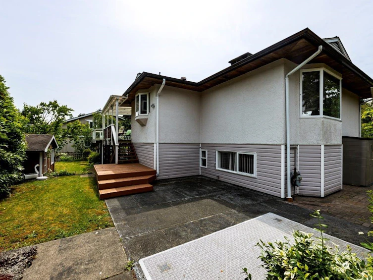 3588 Allan Road, North Vancouver, BC, V7K 2M7 - 16