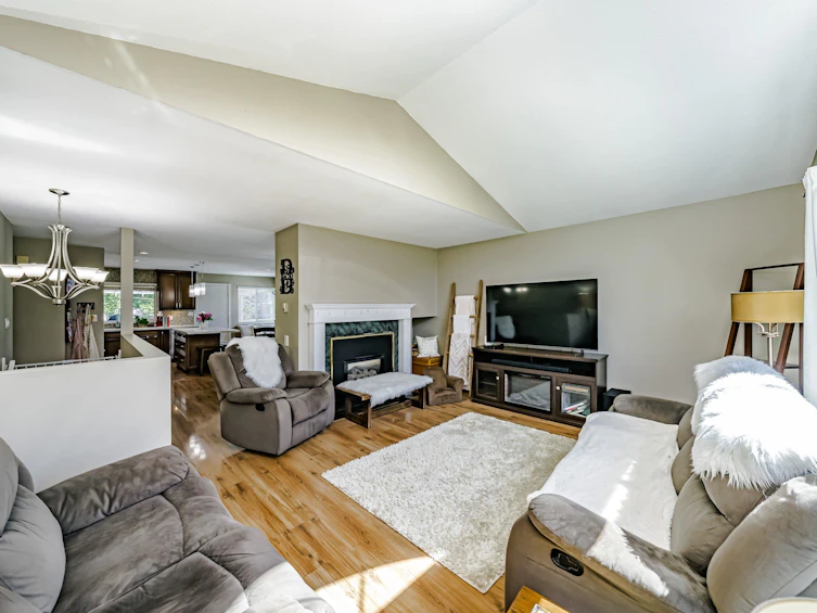 12512 222 Street, Maple Ridge, BC, V2X 0W5 - 9