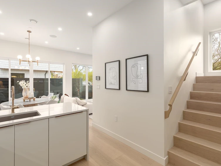 2670 E 38th Avenue, Vancouver, BC, V5R 3M7 - 9