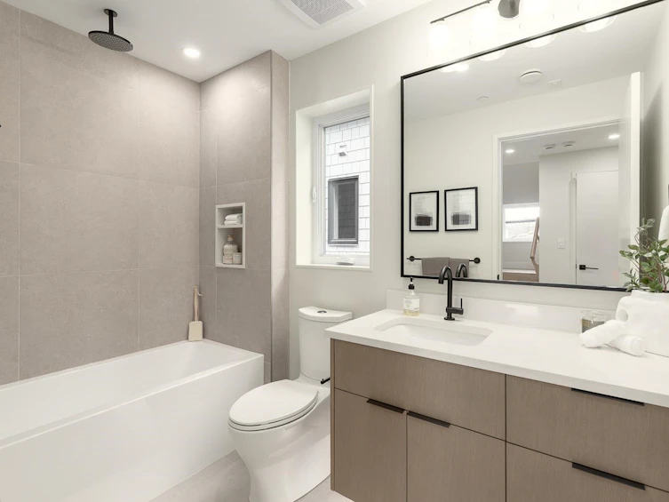 2670 E 38th Avenue, Vancouver, BC, V5R 3M7 - 15