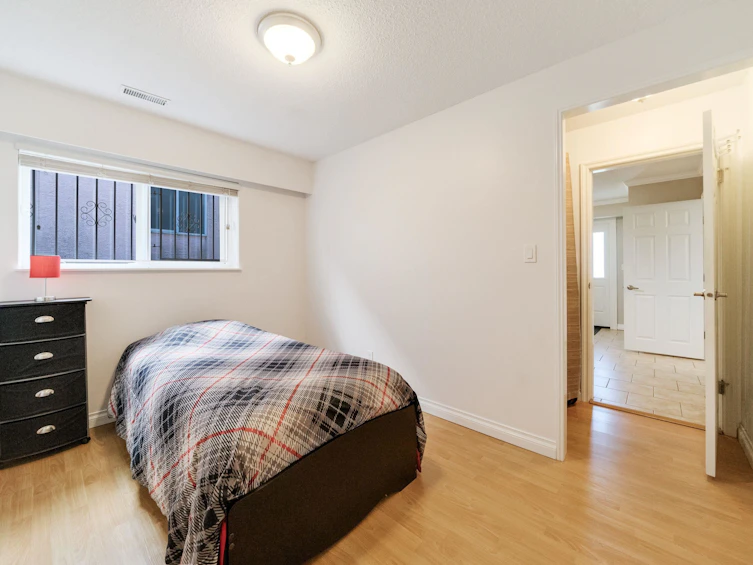 4524 Pender Street, Burnaby, BC, V5C 2N1 - 33