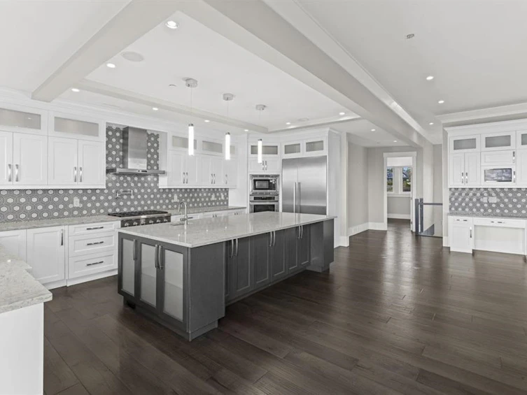 14430 Mann Park Crescent, Surrey, BC, V4B 3A8 - 9
