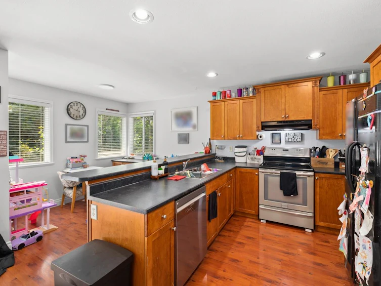 32898 Egglestone Avenue, Mission, BC, V2V 7P9 - 9