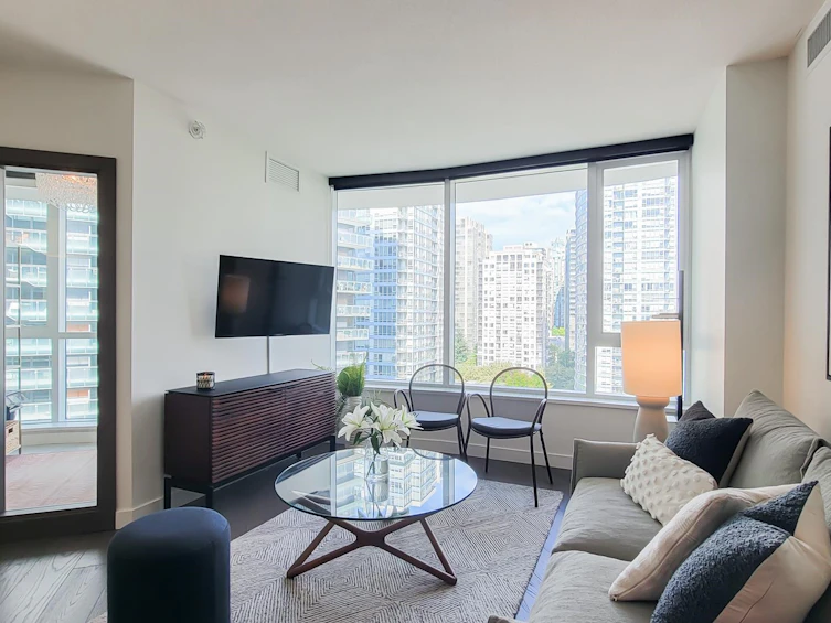 1220-68 Smithe Street, Vancouver, BC, V6B 0P4 - 3