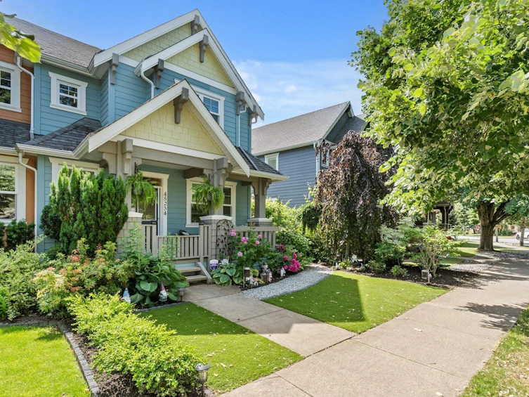 2-45234 Nicomen Crescent, Chilliwack, BC, V2R 0R2