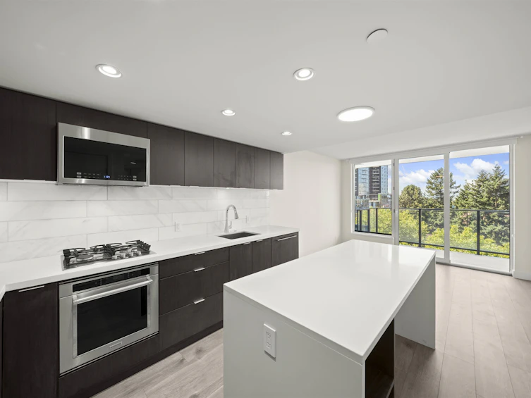 803-8238 Lord Street, Vancouver, BC, V6P 0G7 - 3