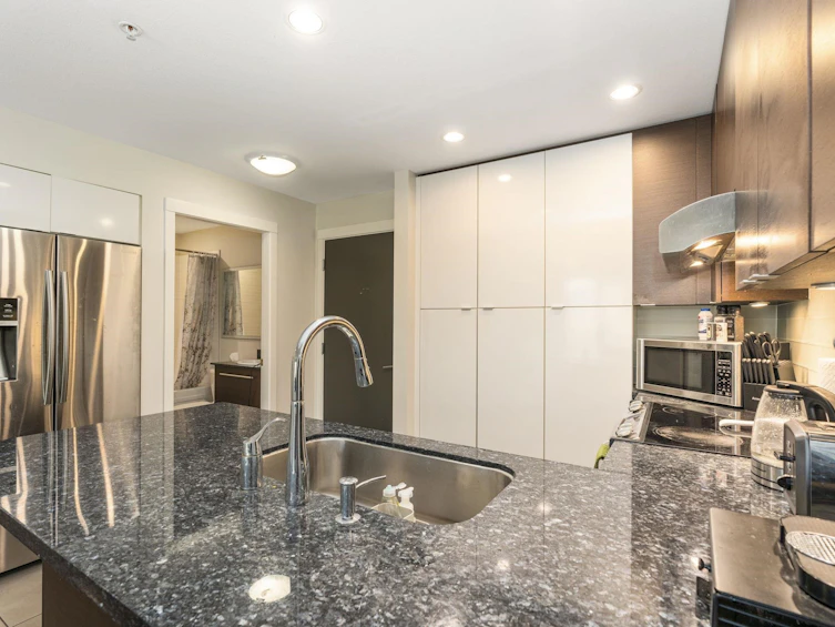 212-3478 Wesbrook Mall, Vancouver, BC, V6S 0B6 - 7