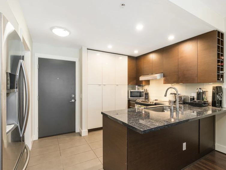 212-3478 Wesbrook Mall, Vancouver, BC, V6S 0B6 - 5