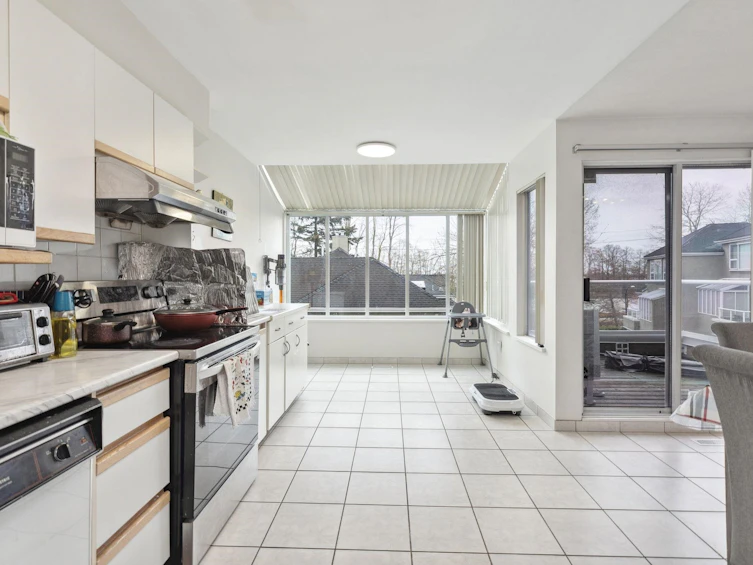 2383 Quayside Court, Vancouver, BC, V5P 4W2 - 12