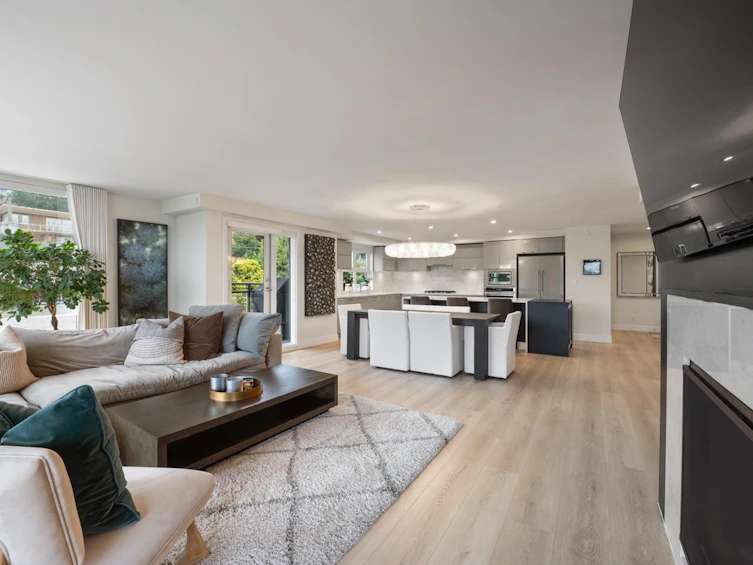 303-1160 Oxford Street, Surrey, BC, V4B 0B3 - 17