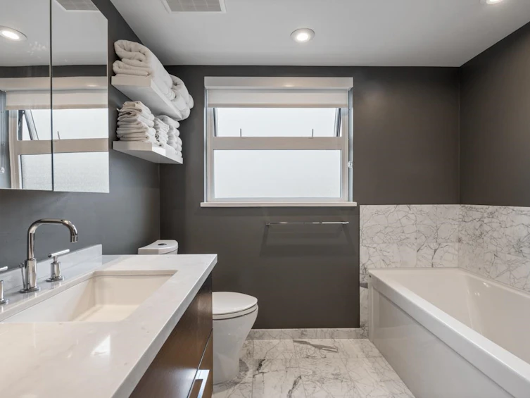 303-1160 Oxford Street, Surrey, BC, V4B 0B3 - 22