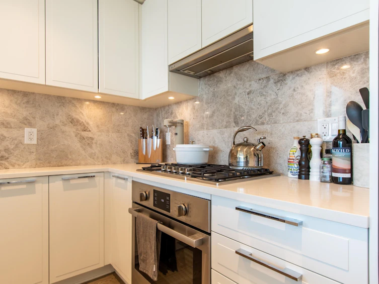 1106-118 Carrie Cates Court, North Vancouver, BC, V7L 0B2 - 10