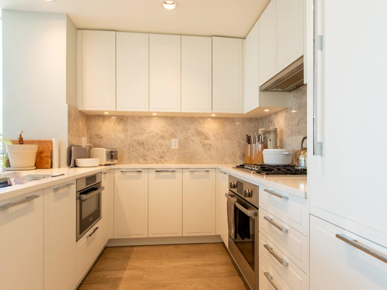 1106-118 Carrie Cates Court, North Vancouver, BC, V7L 0B2 - 9