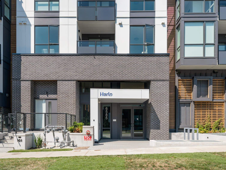 505-6575 195a Street, Surrey, BC, V4N 6N5 - 2