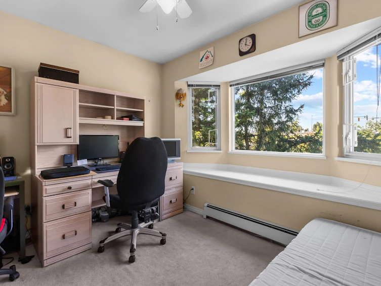 23-22800 Windsor Court, Richmond, BC, V6V 2X6 - 23
