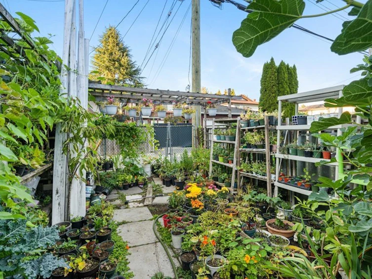 727 E 39th Avenue, Vancouver, BC, V5W 1K5 - 6