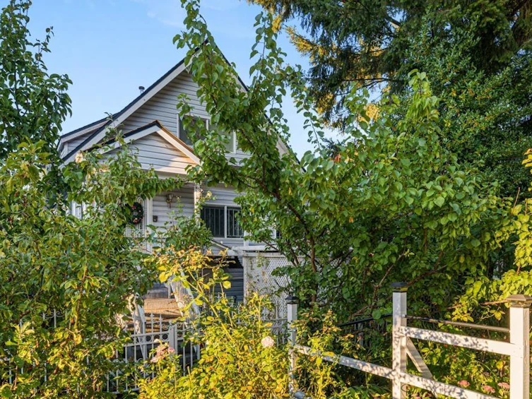 727 E 39th Avenue, Vancouver, BC, V5W 1K5 - 10