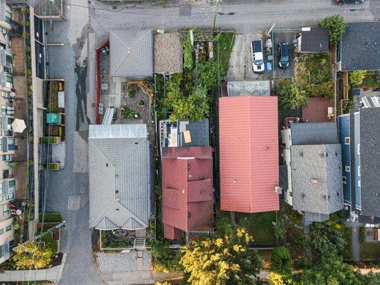 727 E 39th Avenue, Vancouver, BC, V5W 1K5 - 12