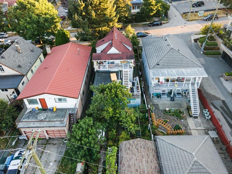 727 E 39th Avenue, Vancouver, BC, V5W 1K5 - 13