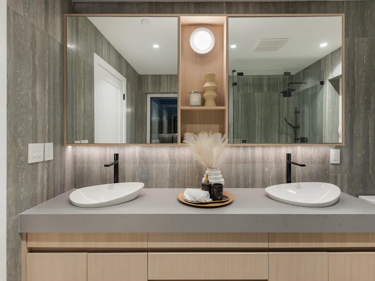 2-3674 Oxford Street, Vancouver, BC, V5K 1P3 - 18
