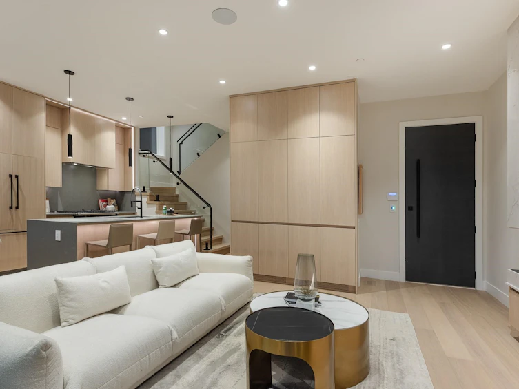 2-3674 Oxford Street, Vancouver, BC, V5K 1P3 - 5