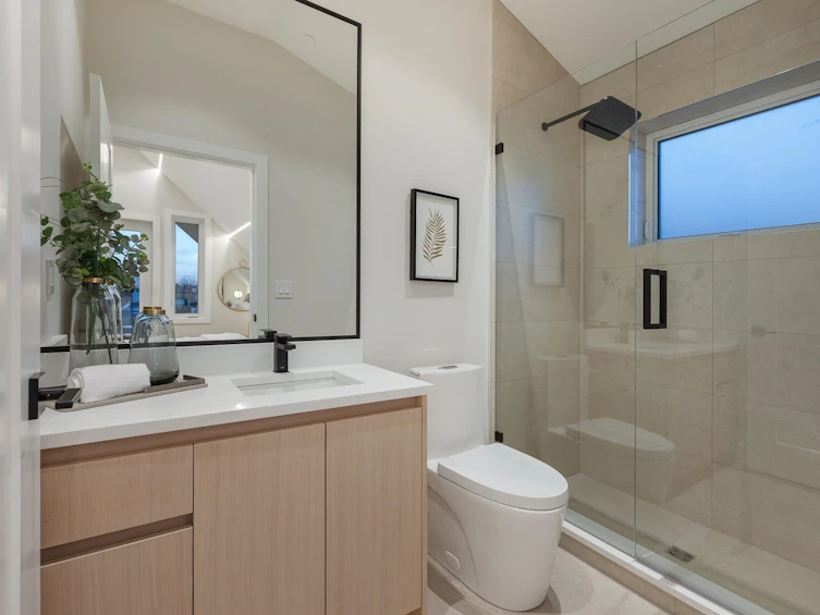 2-3674 Oxford Street, Vancouver, BC, V5K 1P3 - 26