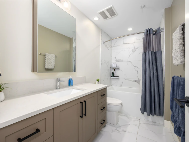 204-22638 119 Avenue, Maple Ridge, BC, V2X 4L1 - 23