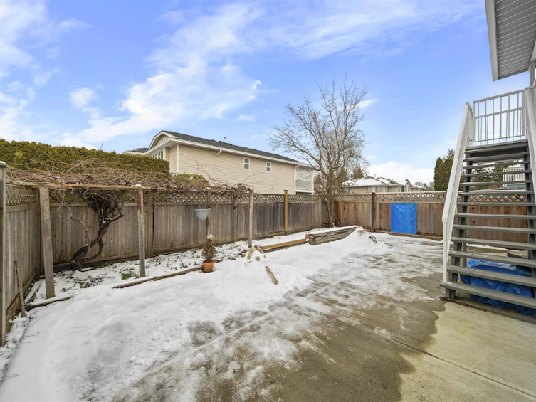 685 Pender Place, Port Coquitlam, BC, V3B 7M2 - 26