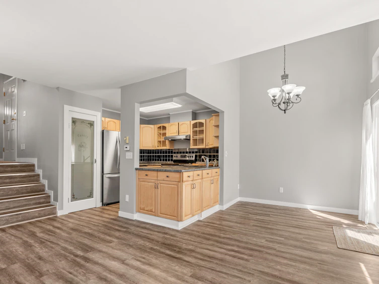 8-11229 232 Street, Maple Ridge, BC, V2X 2N4 - 9