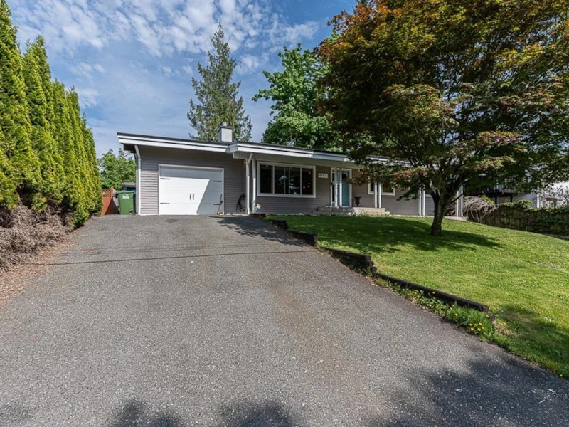2152 Maywood Court, Abbotsford BC V2S 4Z1