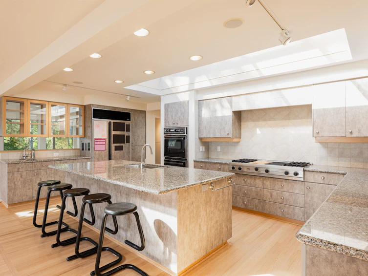 4060 Almondel Road, West Vancouver, BC, V7V 3L5 - 10