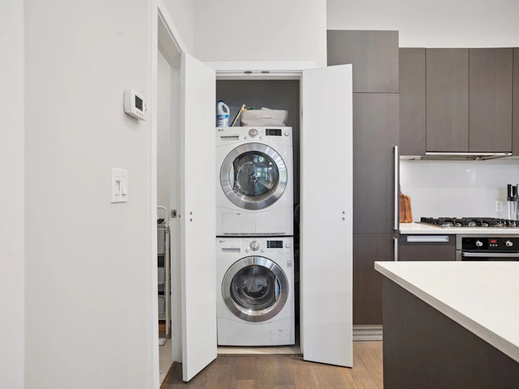 266 W 1st Avenue, Vancouver, BC, V5Y 3T2 - 17